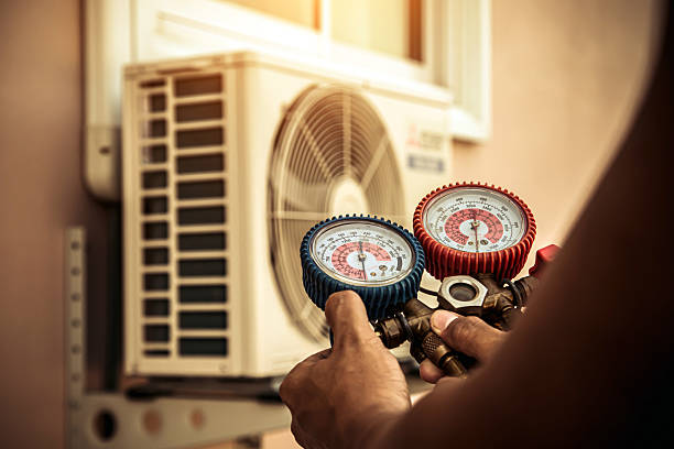 Professional Hvac technician working in Baird, TX